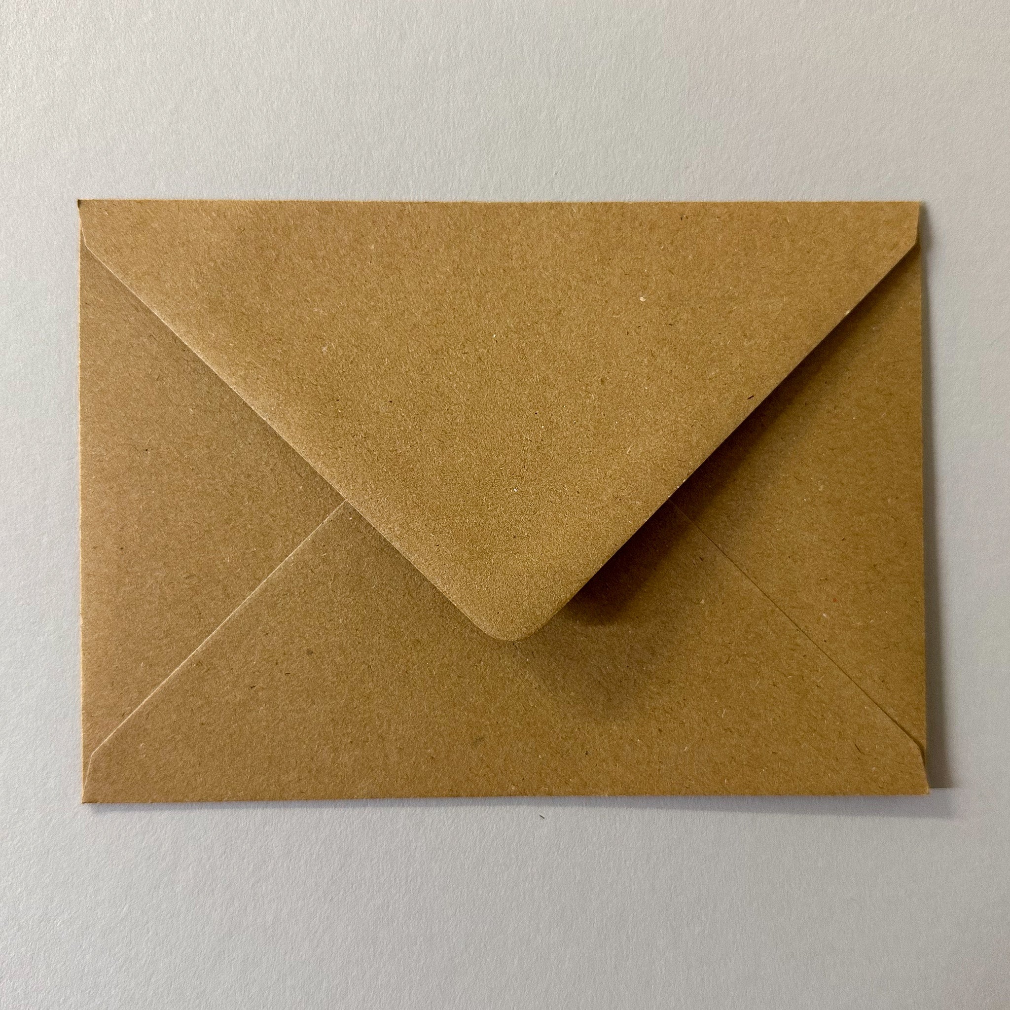 50 x DIN lange enveloppen - natuurlijk wit met witte zijden voering 50 x DIN lange enveloppen - natuurlijk wit met witte zijden voering